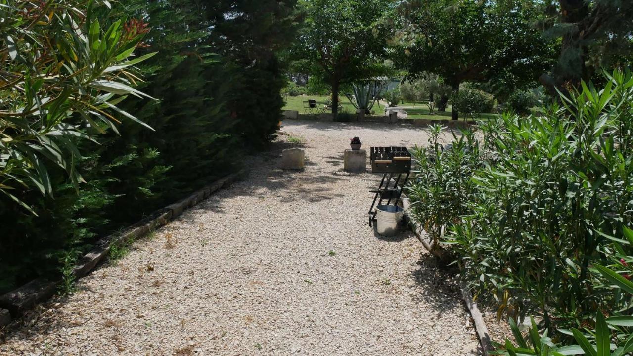 Mas Maurane - L'Olivier Avec Spa Prive Aux Portes D'Arles タラスコン エクステリア 写真